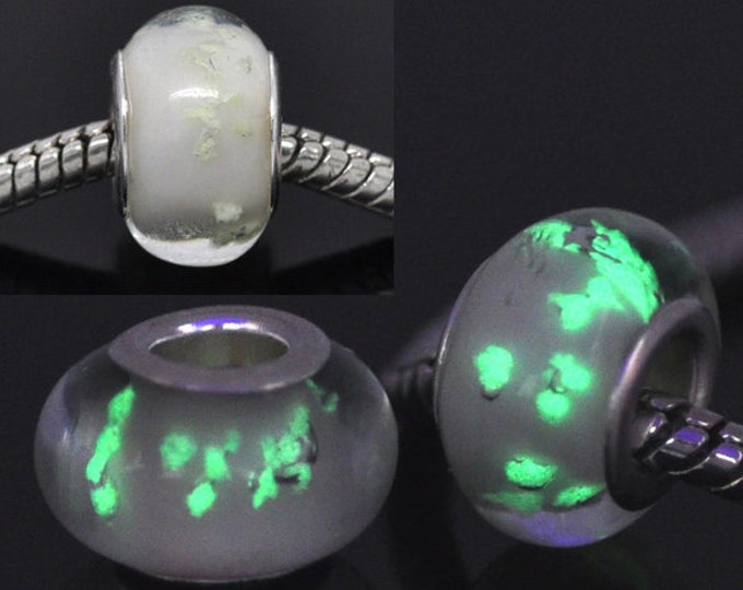 Glow in the Dark Glass Bracelet Bead Lampwork European Style Luminous Large Center Hole Charm Beads Silver Plated Core Necklace