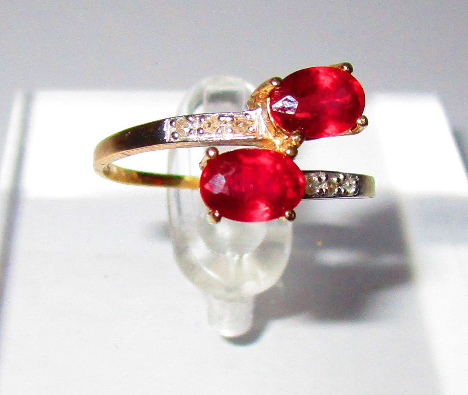 1.34 Ct African Ruby and Diamond 10Kt Solid Yellow Gold Ring By Pass ...