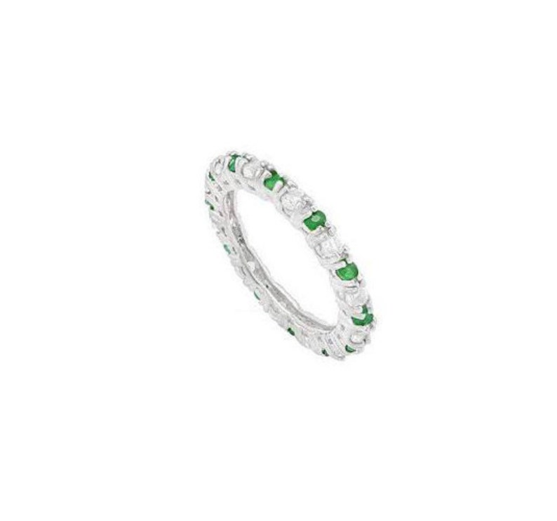 45 Ct Emerald and White Topaz Sterling Silver Ring 925 \u2013 Cocktail Ring \u2013 Statement Ring Estate Jewelry Size 8