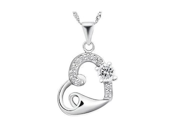 Beautiful Created White Sapphire Heart Pendant Necklace 925 Sterling Silver Cubic Zirconia CZ Estate Jewelry