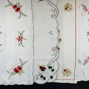 Vintage Christmas Embroidered Tablecloth White Pink Red Blue Embroidery Table Top Holiday Décor