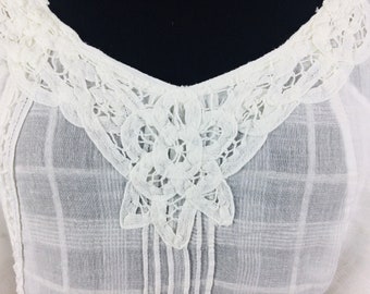 Vintage Battenburg Lace Blouse Light White Cotton Beach Summer Clothing