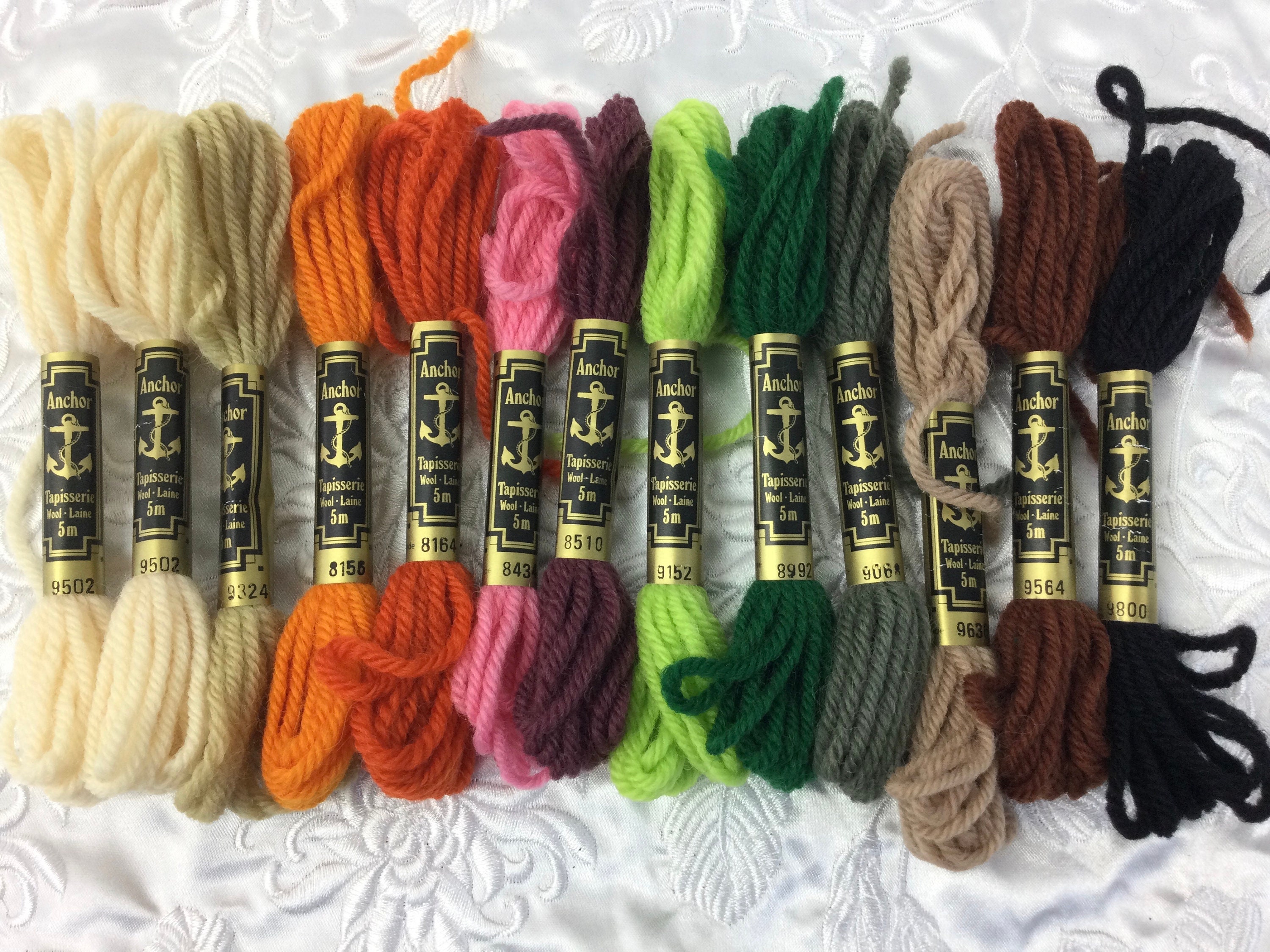 Needlepoint Sewing & Fiber 10 x Skeins Anchor Tapestry Wool