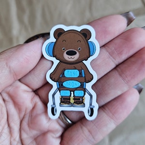 Stand Tall Stand Out Bear (inclusione, stander, AFO, struttura in piedi, scarabocchi, dispositivo di assistenza, bisogni speciali, medico, adesivo impermeabile)