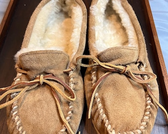 Minnetonka Hard Sole Moccasins