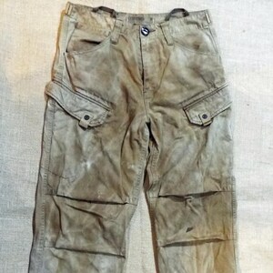 Pantalones de skate 32R, estilo militar desgastado y apocalíptico, T252