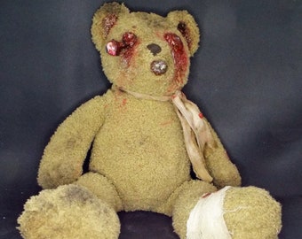 Bloodied Horror Bear, Wasteland, Postapocalypse