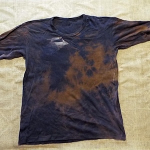 Post Apocalyptic Shirt - L 102 cm - A008