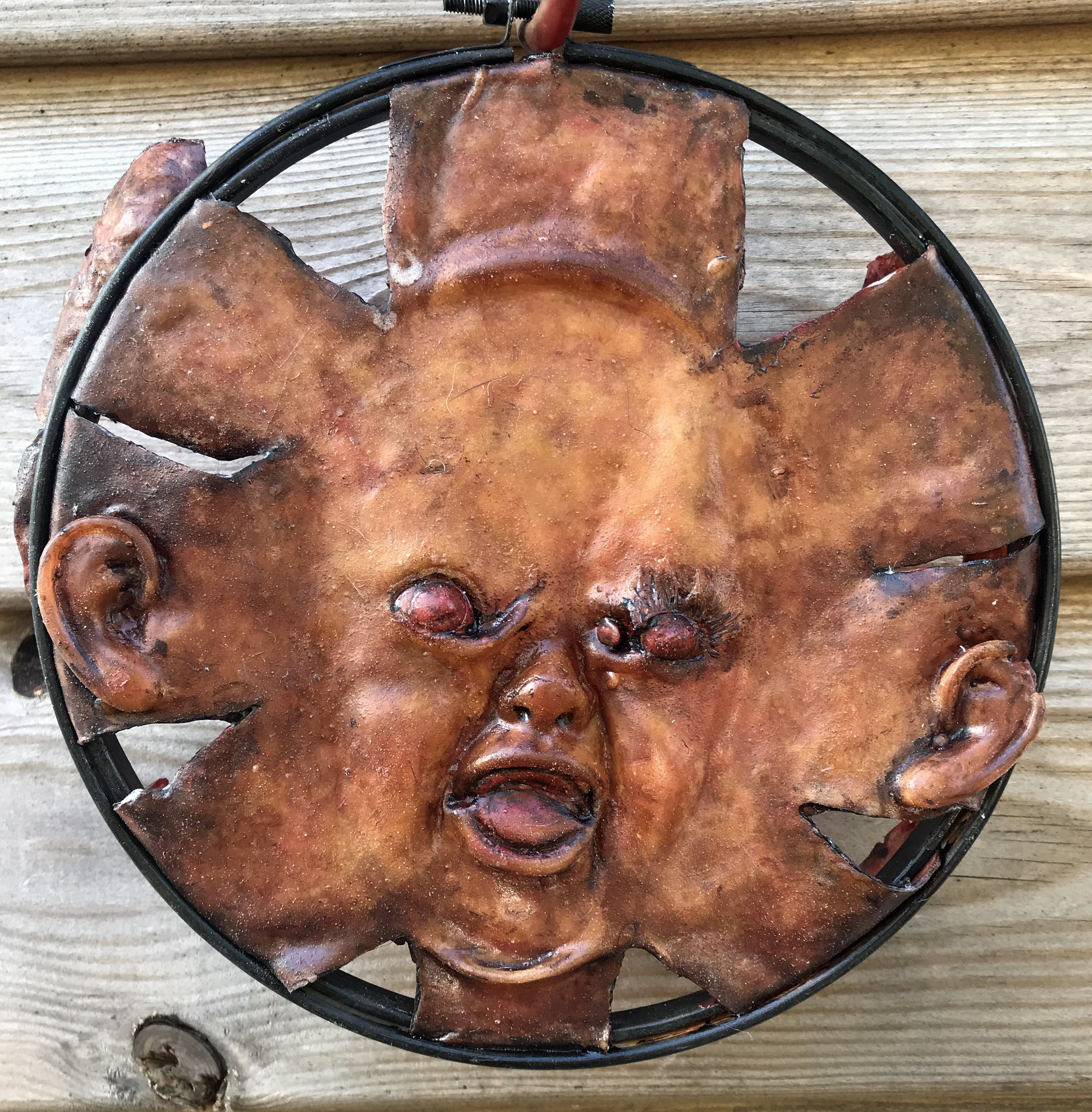 Sun Catcher Ed Gein Fake Skin Leatherface - Etsy Denmark