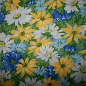 Daisies SOLD By The HALF YARd Allover White Yellow Light Blue Blue Daisy READ Description Vintage OOp HTf  Cranston V I P Print Works