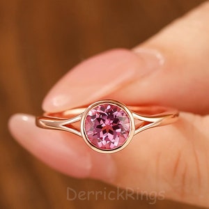 Round Shaped Pink Sapphire Engagement Ring Art deco Solid Gold Rings Peach Pink Sapphire Ring Vintage Wedding Ring Anniversary Gifts For Her