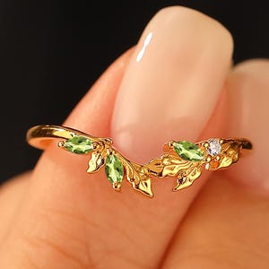Peridot Wedding Band, Marquise Cut Peridot Gemstone Ring, Natural Green Gemstone Matching Band,  Moissanite Promise Ring, Stackable Ring