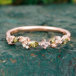 Dainty branch and leaves Peridot ring Flower on the twig ring Wild nature ring Unique peridot ring Unusual engagement ring for her handmade
