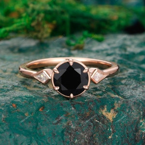Vintage Black Onyx Engagement Ring Round Cut Black Onyx Art Deco Ring Kite Shaped Diamond Accent Ring Promise Prong Bridal Anniversary Ring