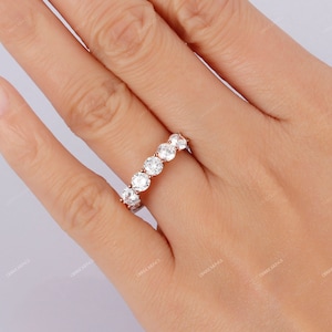 5 Stone Couples Ring Set For Men and Women, Minimalist wedding band, Moissanite engagement ring set, Simple Diamond matching band silver