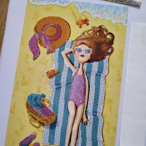 Kit per ricamo con perline – Scena di spiaggia con ragazza che prende il sole, lavoretto estivo fai da te (29 x 16,8 cm)