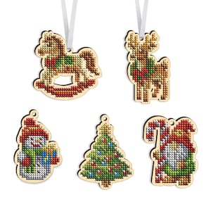 Christmas Bead Embroidery Ornament Kit – Wooden DIY Cross Stitch Beading Set, 5 Mini Decorations, Double-Sided Embroidery, Holiday Craft Kit