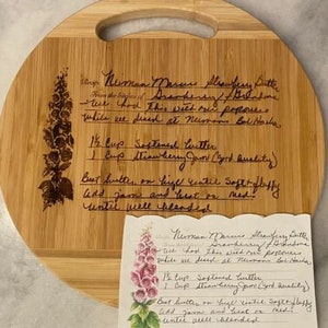 Recipe Cutting Board, Grandma's Handwritten Recipe, Personalize Cutting Board, Grandma Gift, Gift for Mom, Christmas Gift, Mothers Day Gift