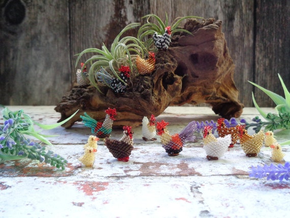 Miniature Chicken, beaded 3D freestanding animal