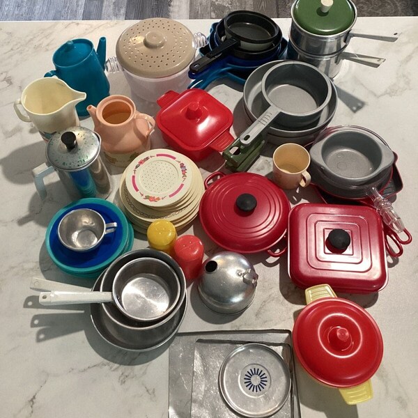 Lot de 60 assiettes de cuisine vintage pour enfants, casseroles, jouets, aluminium, plastique