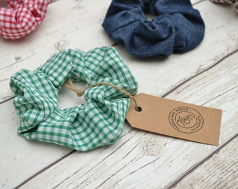 Handmade Scrunchie: Elastic Ponytail Holder