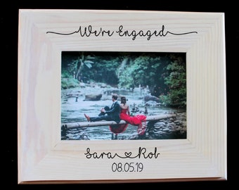 Engagement Picture Frame 5x7, Personalized Engagement Gift, Engagement Gift for Couple, Bride to Be gift, Bridal Shower gift, 4x6