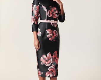 House of Mooshki Original Occasion wear mother of the bride/ groom dress. pencil dress in floral print with three quarter sleeves.