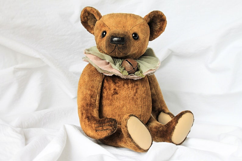 classic brown teddy bear