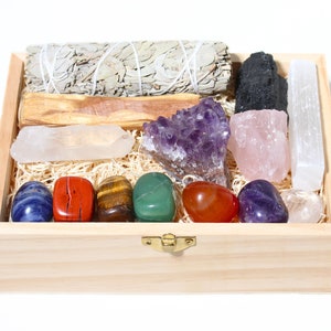 Deluxe Chakra Crystal Set | Cleansing | Grounding | Amplify | Beginner Gift Set | Raw and Tumbled | Metaphysical Healing | Complete Set