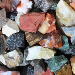 Seasonal Rough Mix | 10 Stone Variety | Tumbling | Madagascar and Brazil | Raw Crystal | Wholesale Bulk Rough Rock |Crystal Gemstone|