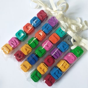 Personalised Name Wax Crayons.xmas .wedding .Birthday Party Bag Fillers.stocking fillers