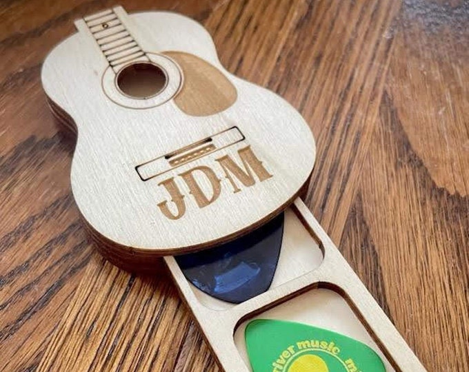 Personalized Guitar Pick Holder, Pick Case, Guitarist Gifts, Wooden Custom Guitar pick Holder