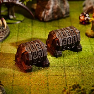 Health tracker/ HP counter, for RPGs like D&D, DnD, Dungeons and Dragons, Pathfinder, Warhammer,MTG