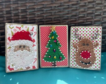 Juego de 3 bloques de arte con cuerdas para Navidad con árbol, Papá Noel, taza de cacao y reno, decoración navideña, arte con cuerdas para fiestas, Papá Noel, decoración de árbol con renos