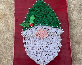 Arte de hilo para gnomos navideños, Arte de hilo navideño, Decoración de gnomos, Regalos únicos de arte de hilo, Decoración navideña, Gnomo navideño de jardinería, Arte de gnomos