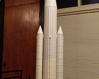 3d gedrucktes NASA Space Trägersystem, SLS Rakete, Artemis Maßstab 1/82