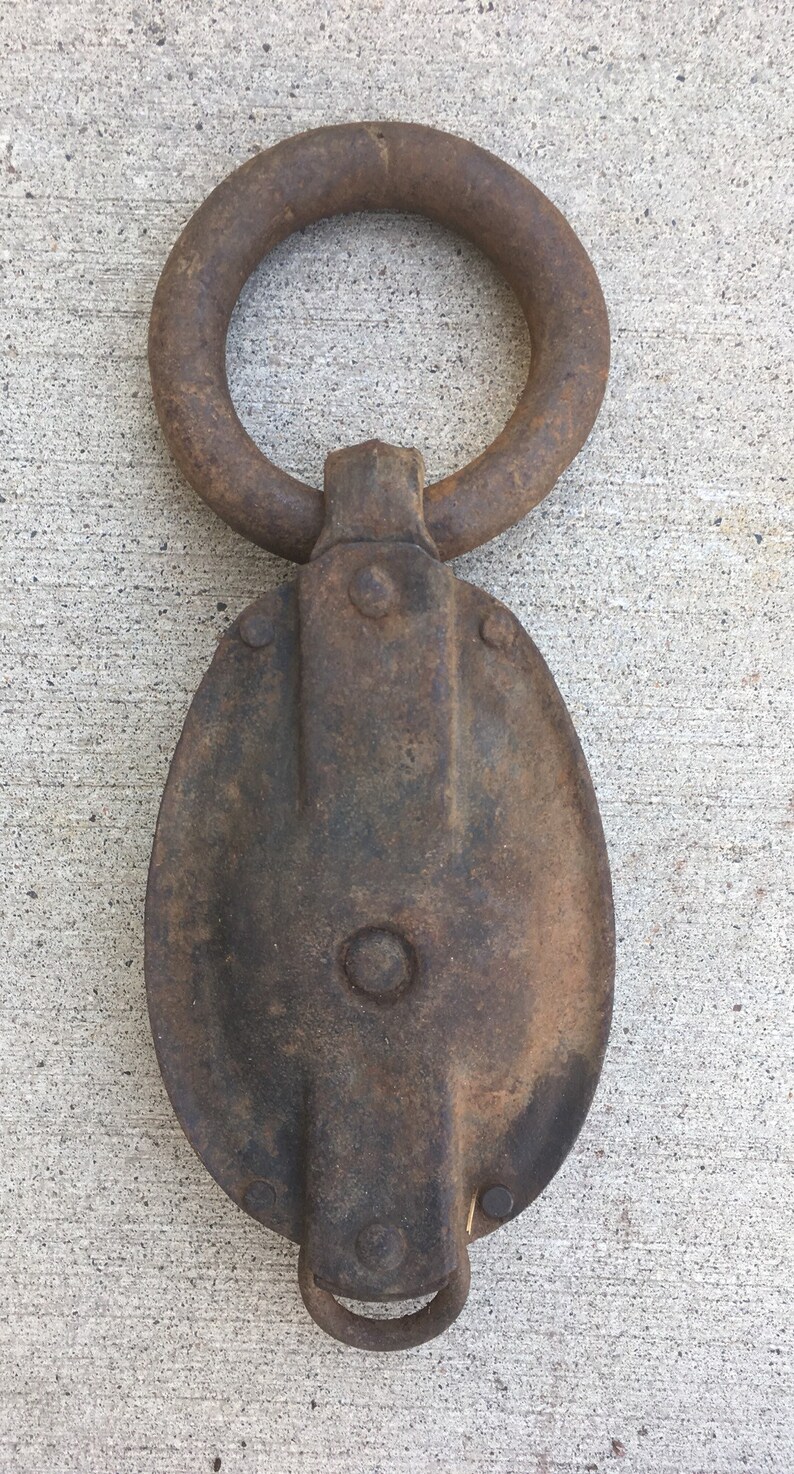 Antique Vintage Cast Iron Barn Pulley Old Farm Tool Rustic