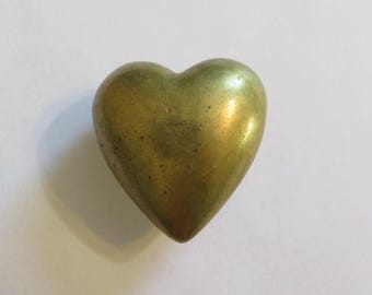 Vintage PW Solid Brass Puffy Heart Paperweight Love Token Decor 1.5in