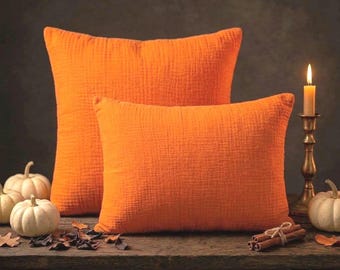 Orangefarbener Kissenbezug aus Baumwollmusselin, Halloween-Kissenbezug in Orange