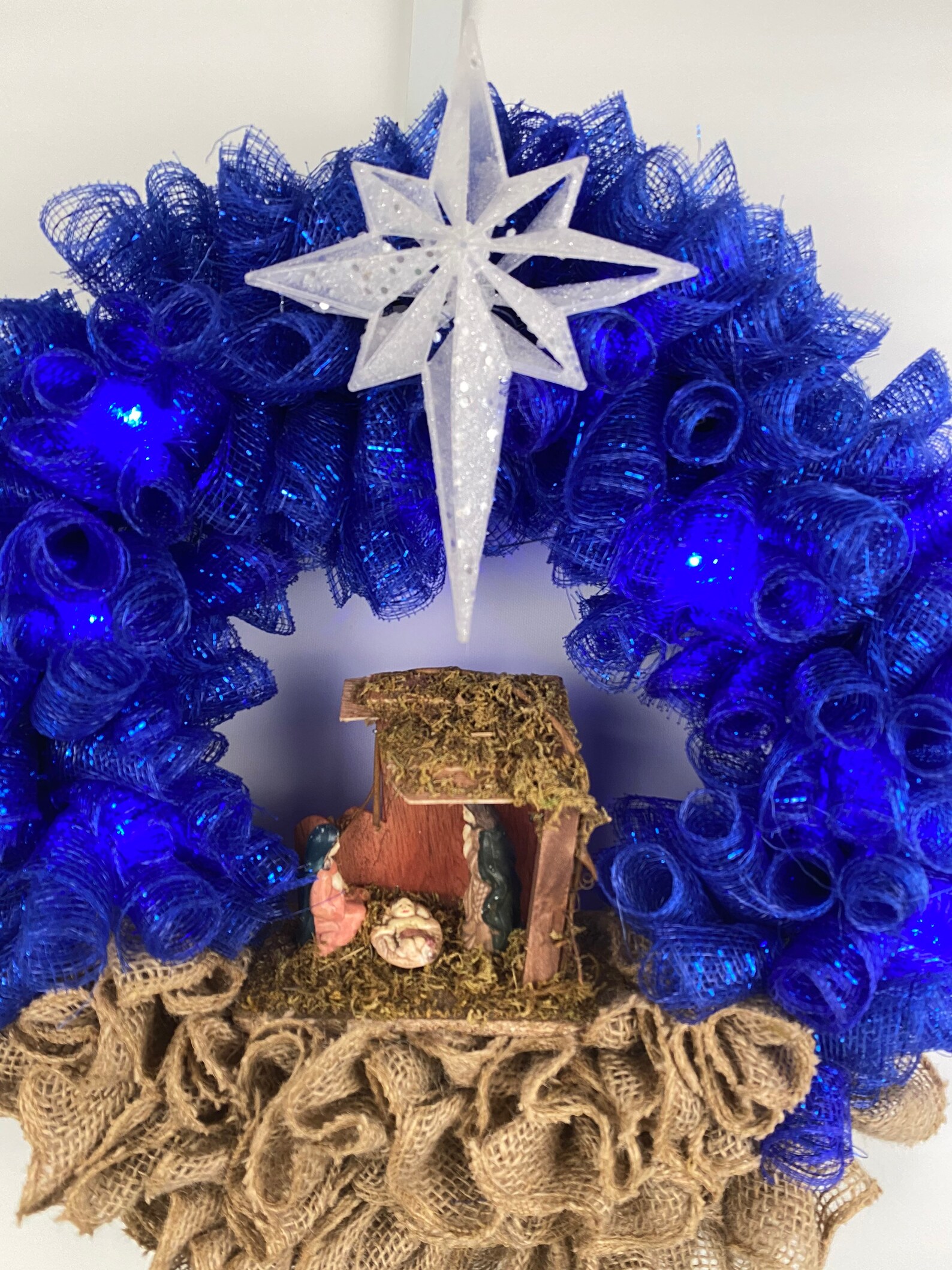 Lighted Manger Nativity Christmas Wreath Religious Wreath Etsy