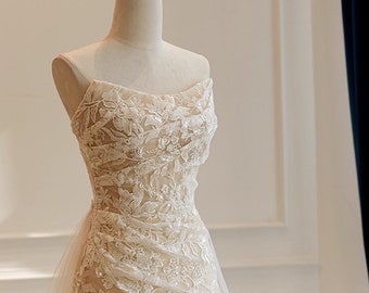 Sylla - 2-way floral lace wedding dress.