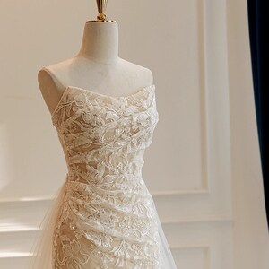 Sylla - 2-way floral lace wedding dress.