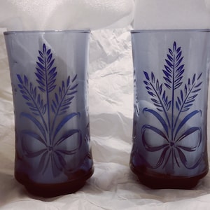 Pair of Vintage Libbey Bolero Blue Wheat and Ribbon Flat Tumblers Glasses