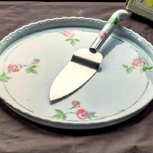 Vintage Toscony Cake Platter & Server Set – Handled Porcelain Tray with Pink Roses – Original Box - Cottagecore Decor