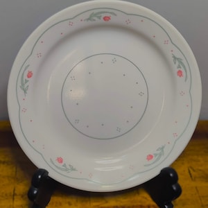 Vintage Corelle Calico Rose Salad Plates - Set of Four, Retired Pattern, Collectible Dinnerware