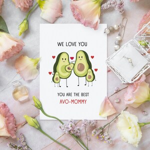 Tarjeta familiar de aguacate, mamá aguacatera, regalo de aguacate, familia de 5, tarjeta para mamá, cumpleaños de mamá, regalo de Navidad para mamá, juego de palabras con comida, 5x7