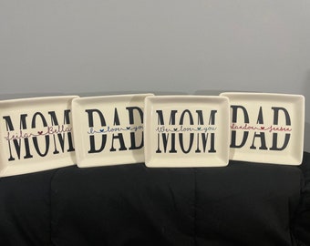 Mom/Dad Table Stand