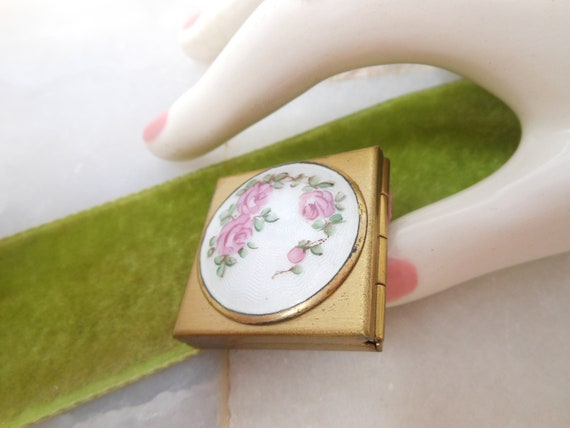 Vintage Pink Rose Pill Box Purse Compact Enamel G… - image 2