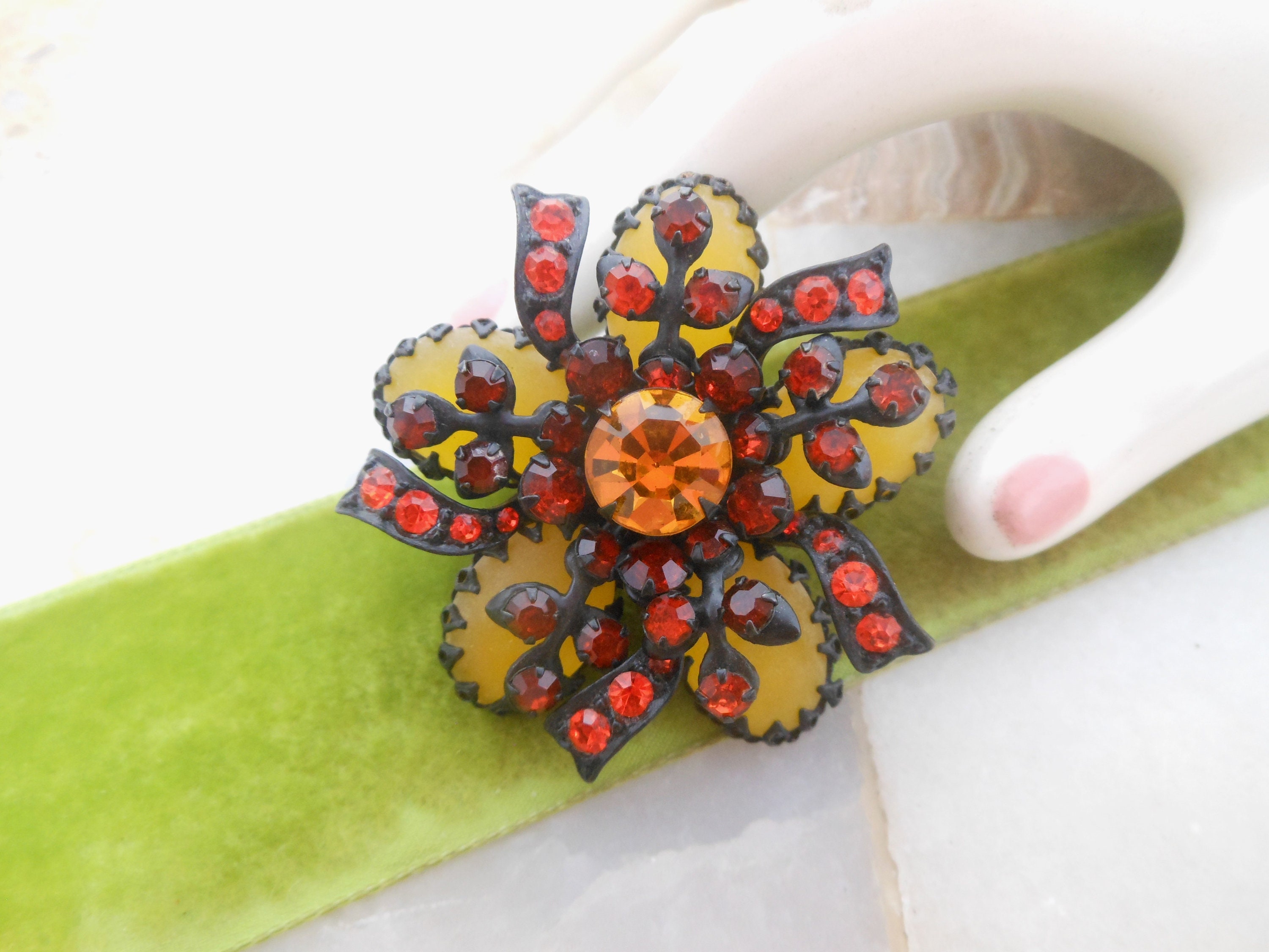 Vintage SELINI Flower Brooch Japanned Ornate Pin Rhinestone Vintage SELINI Flower Brooch Japanned Ornate Pin Rhinestone