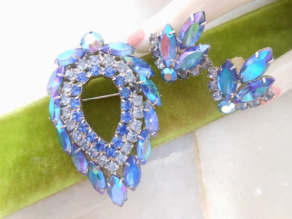 Vintage SARAH COVENTRY Brooch Earrings Set Rhines… - image 1